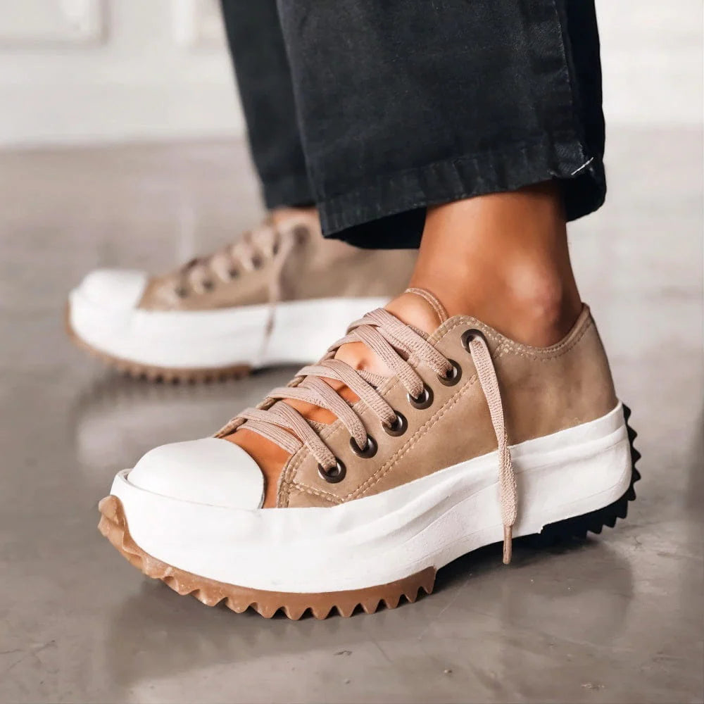 Lola - Orthopedic Shoes